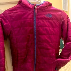 Girls North Face Winter Jacket with hood
